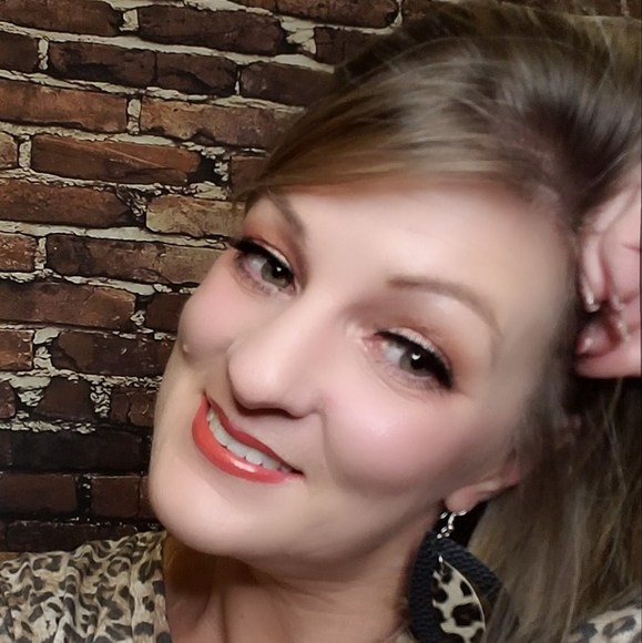 bzwoman1
